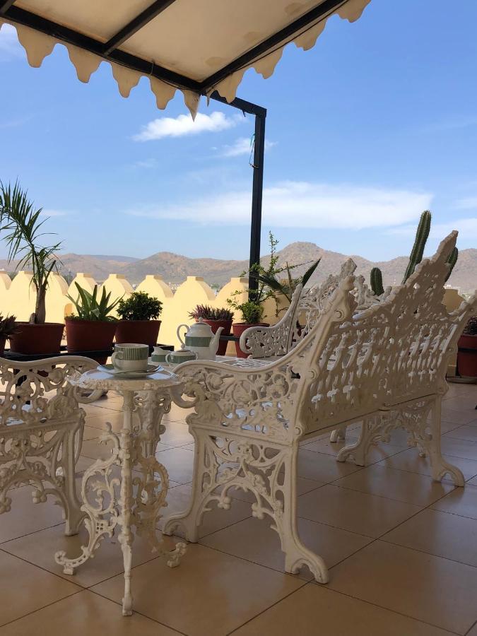 Jai Villa Homestay Udaipur Extérieur photo